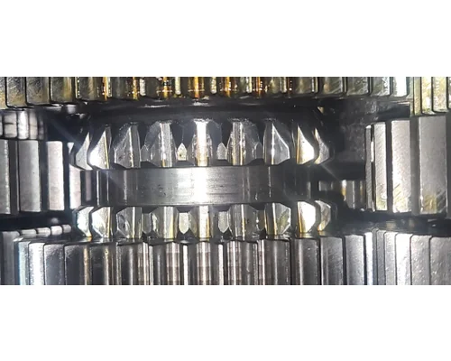 FULLER RTLO16913A Transmission Assembly