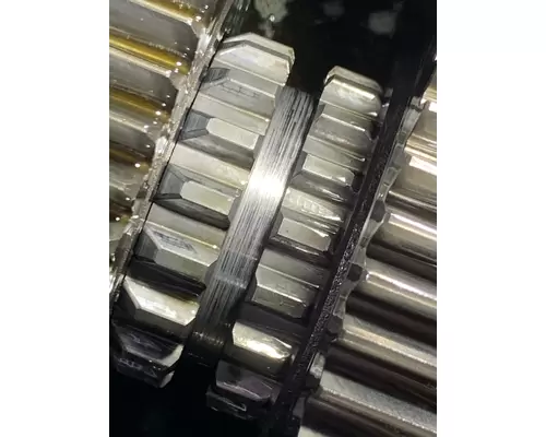 FULLER RTLO16913A Transmission Assembly