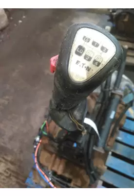FULLER RTLO18913A GEAR SHIFTER