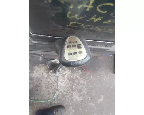 FULLER RTLO18913A GEAR SHIFTER
