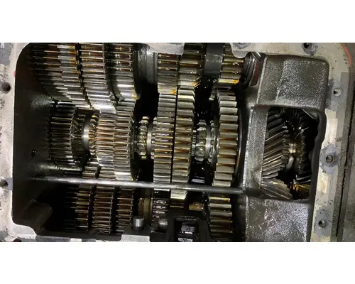 FULLER RTLO18913A Transmission Assembly