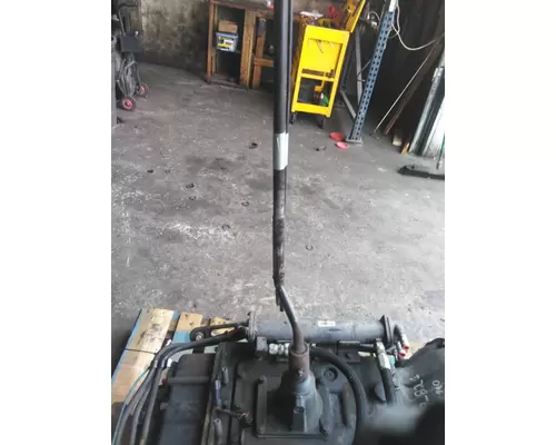 FULLER RTLO18918B GEAR SHIFTER
