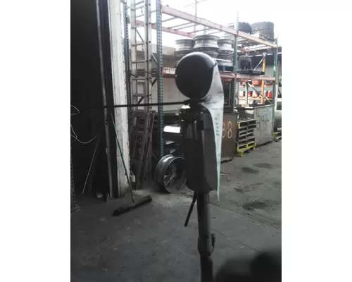 FULLER RTLO18918B GEAR SHIFTER