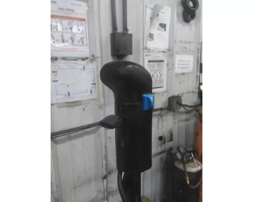 FULLER RTO14908LL GEAR SHIFTER