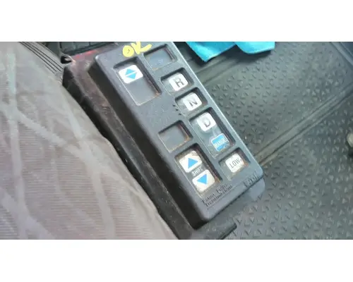 FULLER RTO16910CAS2 GEAR SHIFTER