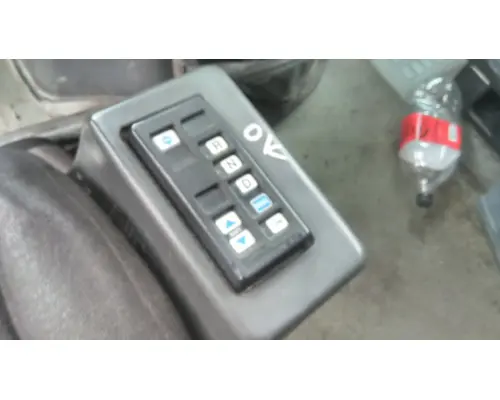 FULLER RTO16910CAS2 GEAR SHIFTER