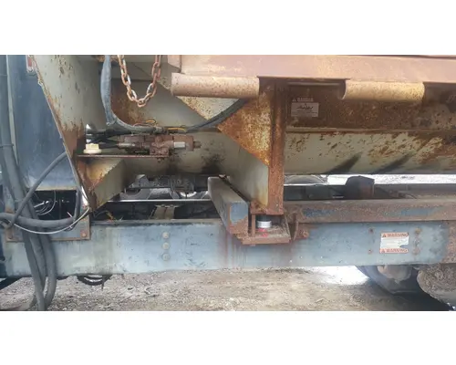 Feed Box Other Body  Bed