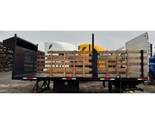 Body / Bed FLAT 20FOOT Michigan Truck Parts