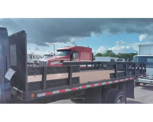 Body / Bed FLATBED KNAPHEIDE LKQ Heavy Truck - Goodys