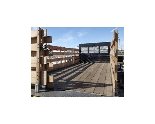 Body / Bed FLATBEDS  American Truck Salvage