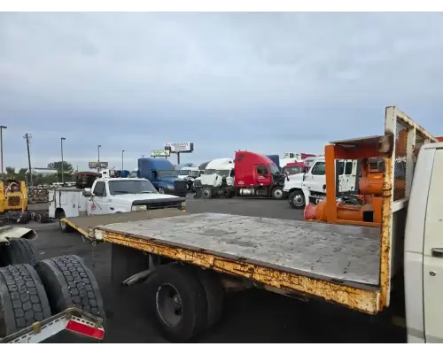 Body / Bed Flatbeds 12' Garabedian Equipment Company