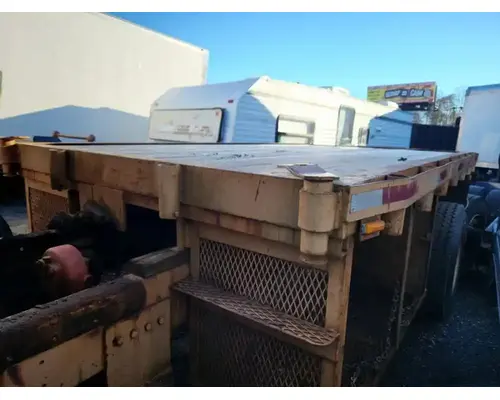 Body / Bed Flatbeds 13 Complete Recycling Group LLC