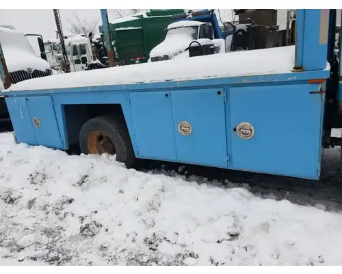 Flatbeds 14.5 FT Body  Bed