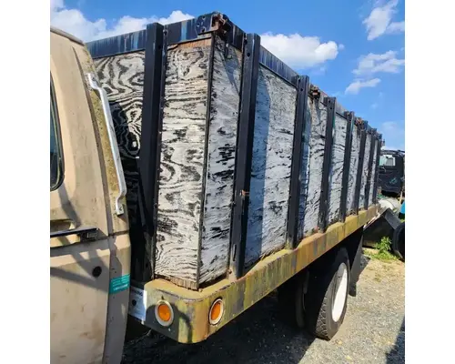 Body / Bed Flatbeds 14FT Complete Recycling Group LLC