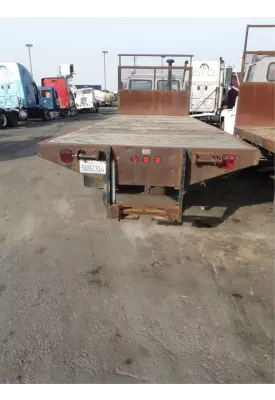Flatbeds 24 FOOT Body / Bed