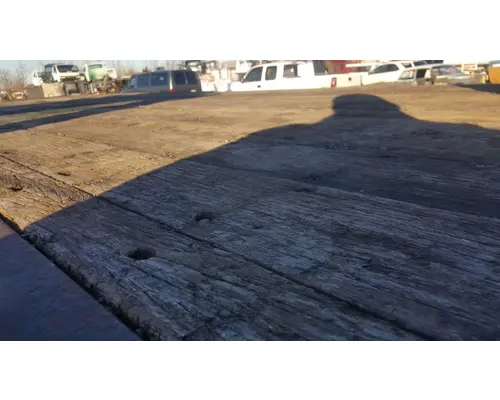 Flatbeds 24 FOOT Body  Bed