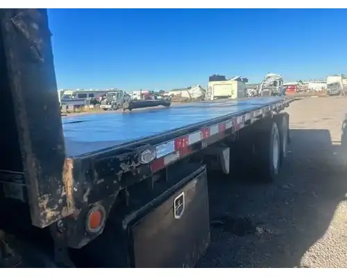 Flatbeds 24 FOOT Body  Bed