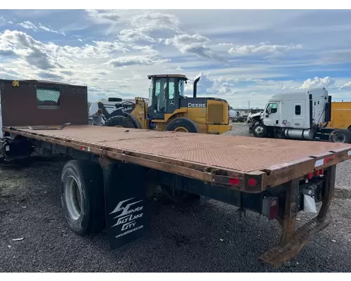 Body / Bed Flatbeds 24 FOOT Holst Truck Parts