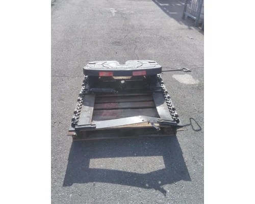 Fifth Wheel FONTAINE AIR SLIDE LKQ KC Truck Parts - Inland Empire