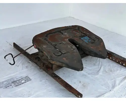 Fontaine STATIONARY Fifth Wheel