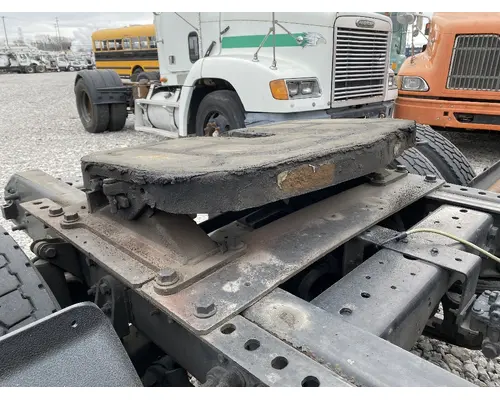 Fifth Wheel FONTAINE STATIONARY Custom Truck One Source