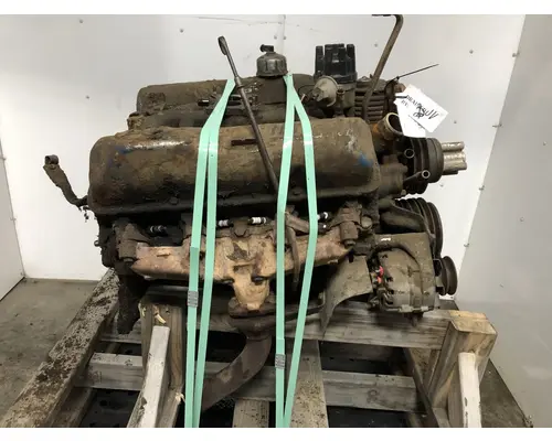 Ford 330 Engine Assembly