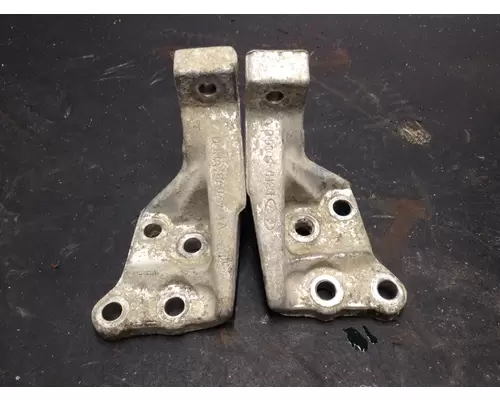Ford 534 Engine Mounts
