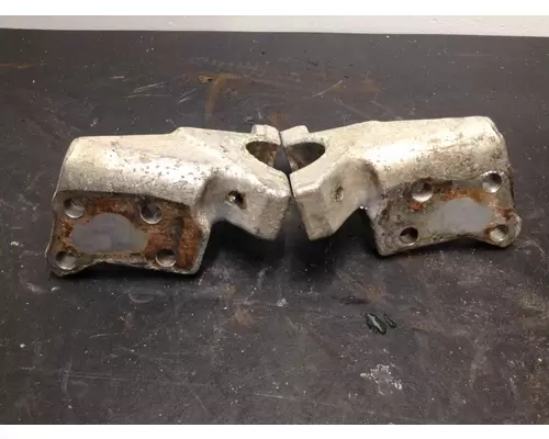 Ford 534 Engine Mounts
