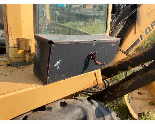 Ford 555 Equipment (Mounted)