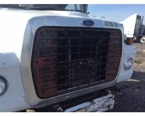 Ford 7000 Grille