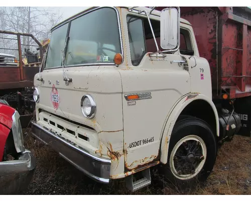 Cab FORD 8000 WM. Cohen &amp; Sons