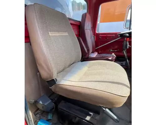Ford 8000 Seat, Front