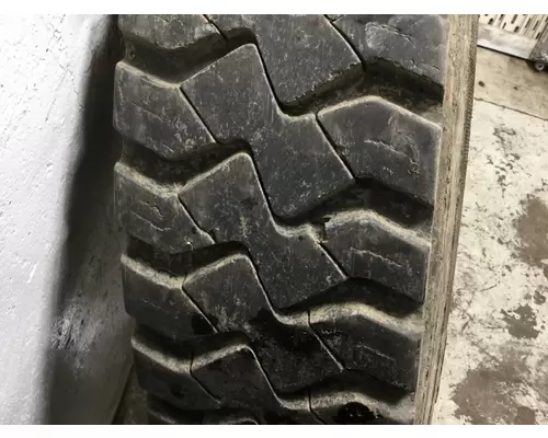 Ford A9522 Tires