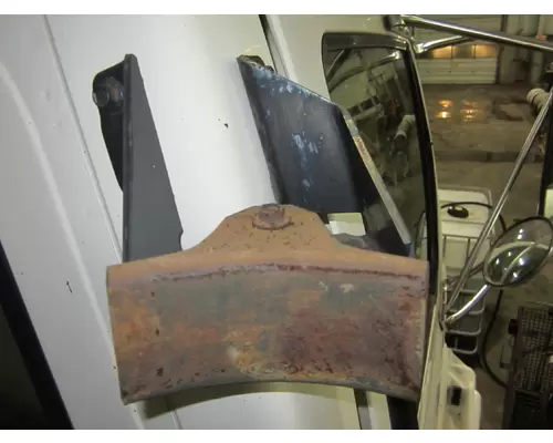 Brackets, Misc. FORD AT9513 AEROMAX 113 Valley Truck - Grand Rapids