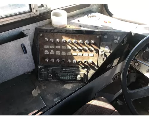 Ford B700 Dash Panel