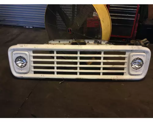 Ford B700 Grille