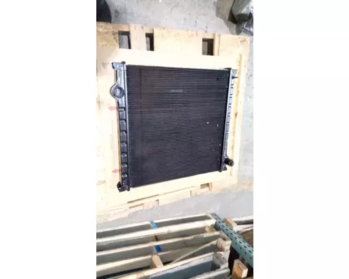 Radiator FORD B700 Marshfield Transportation Products