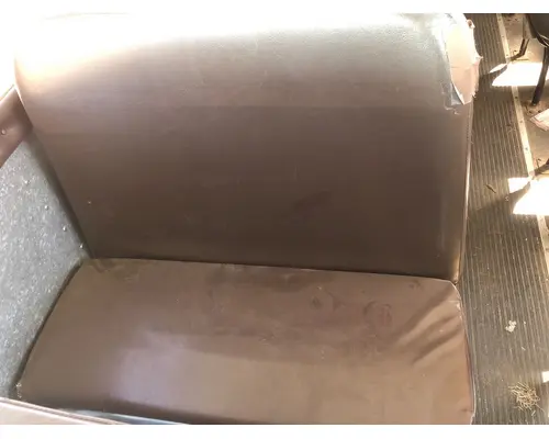 Seat, Front Ford B700 Vander Haags Inc Sp