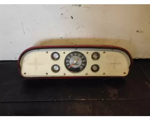 Ford C600 Instrument Cluster