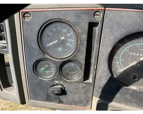 Ford CF6000 Dash Assembly