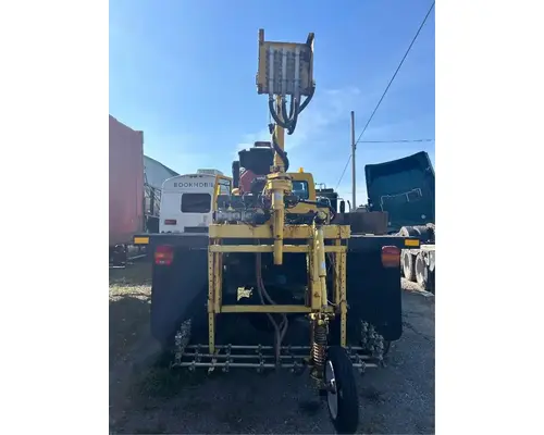 Ford CF7000 Equipment (Mounted)