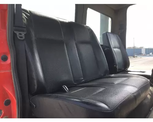 Ford CF8000 Seat (non-Suspension)