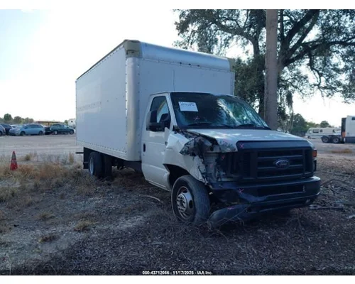 Complete Vehicle FORD E-350 All County Truck Parts
