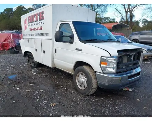 Complete Vehicle FORD E-350 All County Truck Parts