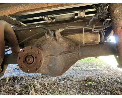 Ford E350 CUBE VAN Axle Assembly, Rear (Front)