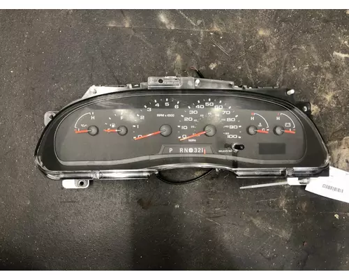 Ford E350 CUBE VAN Instrument Cluster