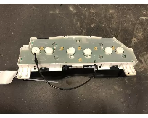 Ford E350 CUBE VAN Instrument Cluster