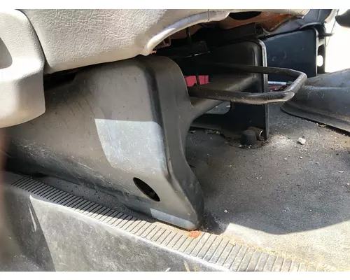 Ford E350 CUBE VAN Seat (non-Suspension)
