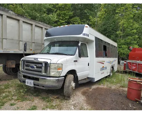 Complete Vehicle FORD e450 Truck Salvage International Inc