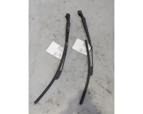 Windshield Wiper Arm FORD Expidition Truck Salvage International Inc